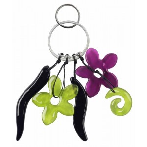 https://v1.en-vogue-shopping.com/698-1413-thickbox/lalo-treasures-keyrings-bunch-of-knickknacks.jpg